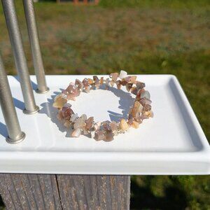 Botswana Agate Gemstone Chip Bracelet